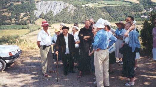 Des membres de F & 0 au cours des journées d'été à Notre Dame du Laus (2001)